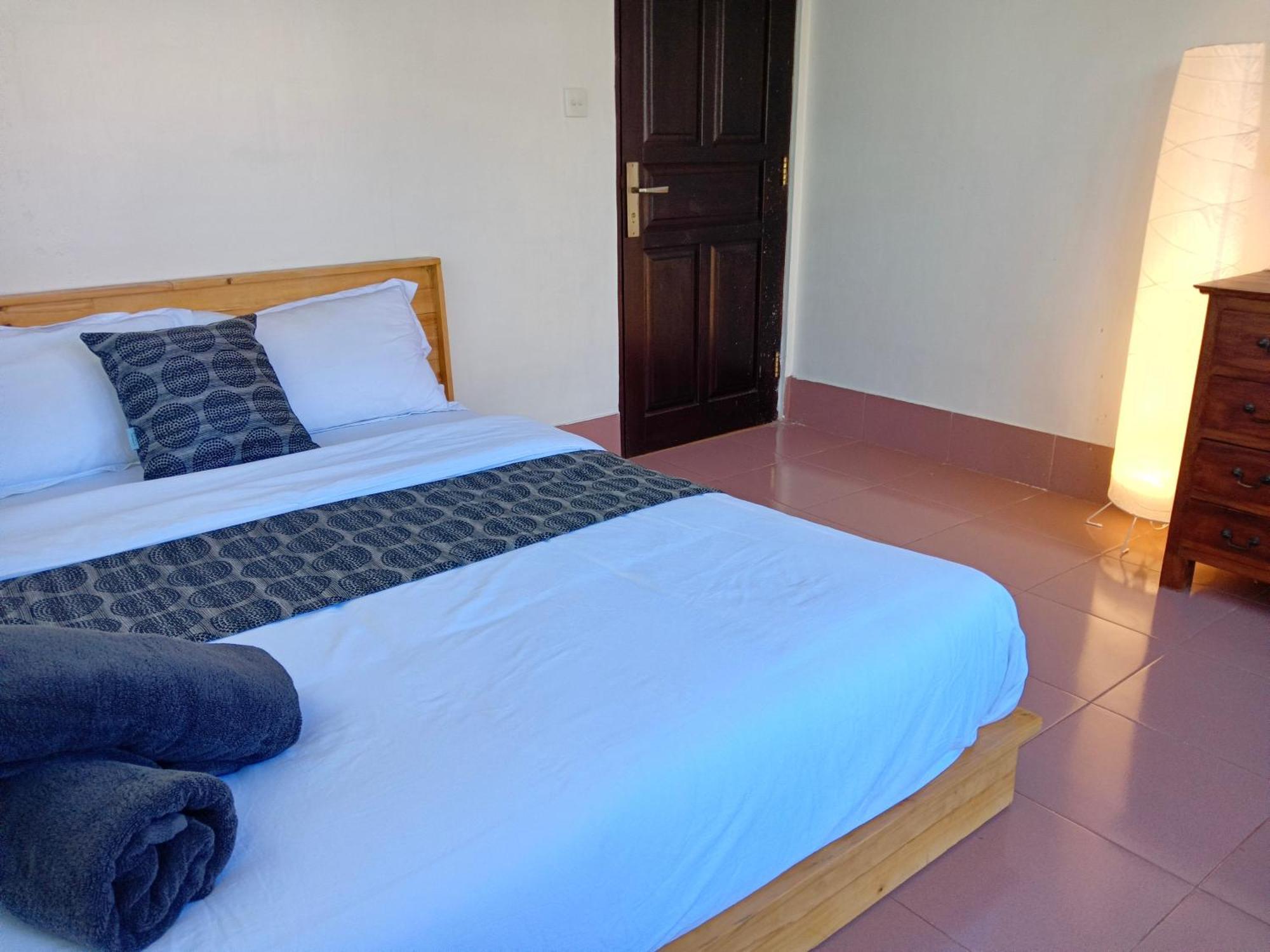Mama Mega Homestay Pesanggaran Ngoại thất bức ảnh
