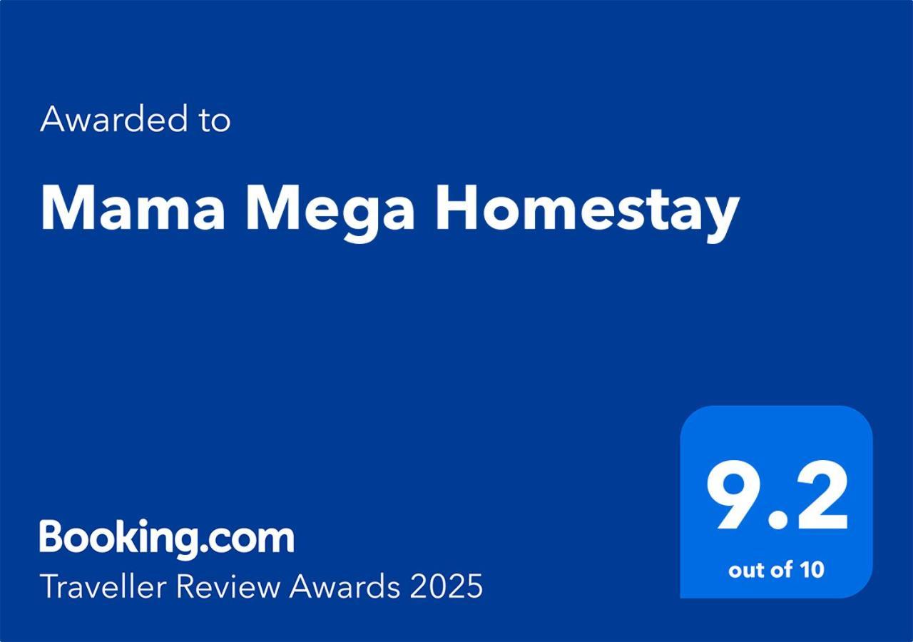 Mama Mega Homestay Pesanggaran Ngoại thất bức ảnh
